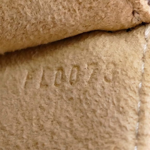 Louis Vuitton Pochette Florentine Monogram Canvas Brown - Picture 4 of 13